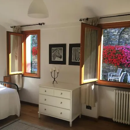 Apartament Olivari & Garden, By Alma Haven