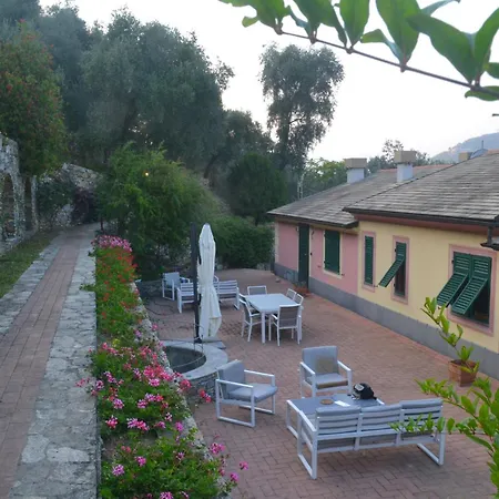 Olivari Apartments&garden
